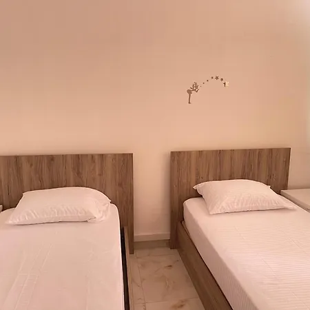 2 Apartman Tirana